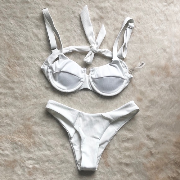 NWT White bikini set!! Never worn - Picture 3 of 4